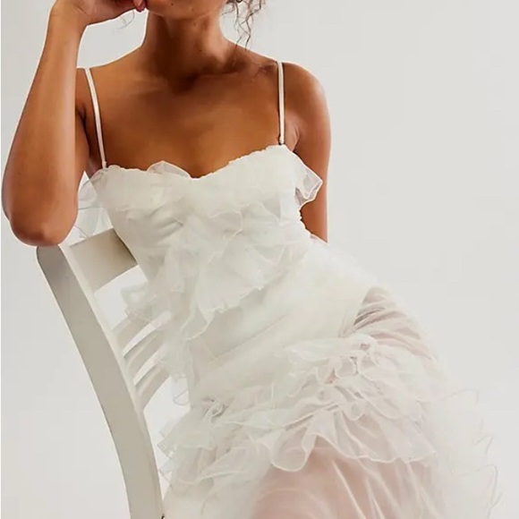 Free People White Ruffle Bodysuit - Picture 1 of 3